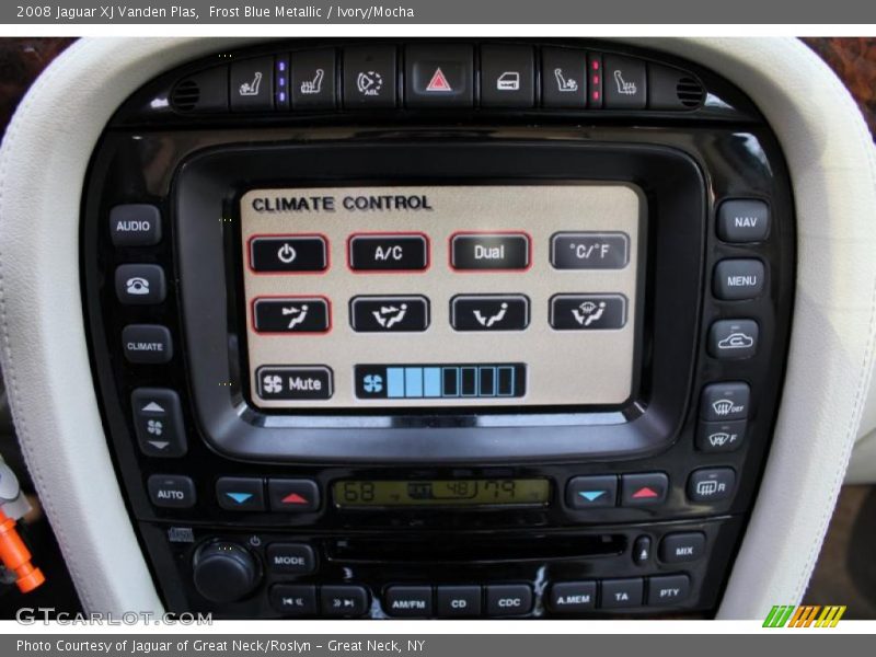 Frost Blue Metallic / Ivory/Mocha 2008 Jaguar XJ Vanden Plas