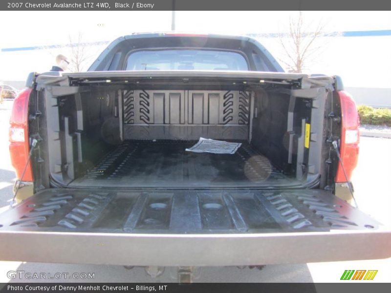 Black / Ebony 2007 Chevrolet Avalanche LTZ 4WD