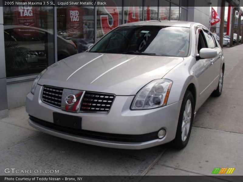 Liquid Silver Metallic / Black 2005 Nissan Maxima 3.5 SL