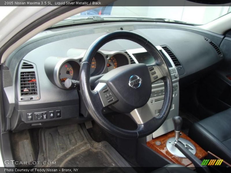 Liquid Silver Metallic / Black 2005 Nissan Maxima 3.5 SL