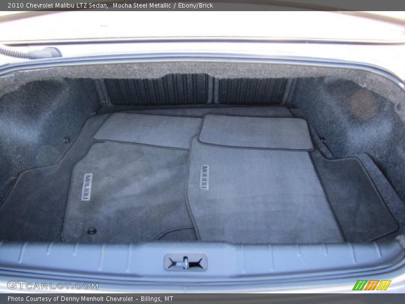  2010 Malibu LTZ Sedan Trunk