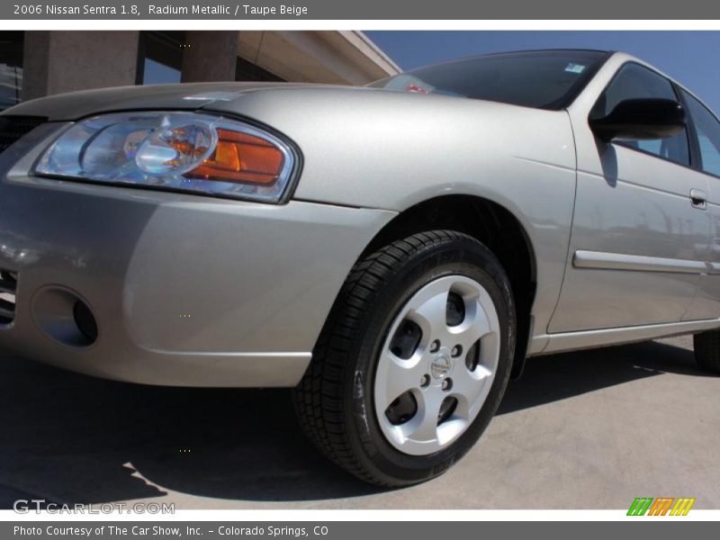 Radium Metallic / Taupe Beige 2006 Nissan Sentra 1.8