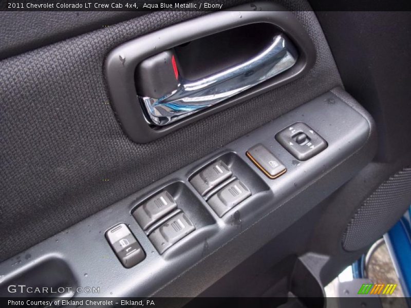 Controls of 2011 Colorado LT Crew Cab 4x4