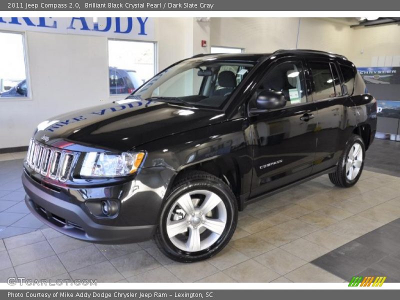 Brilliant Black Crystal Pearl / Dark Slate Gray 2011 Jeep Compass 2.0