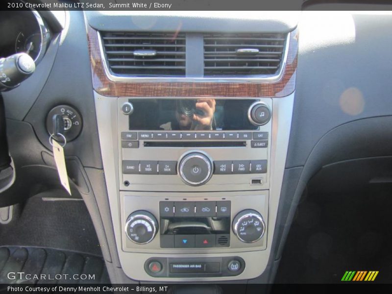 Summit White / Ebony 2010 Chevrolet Malibu LTZ Sedan
