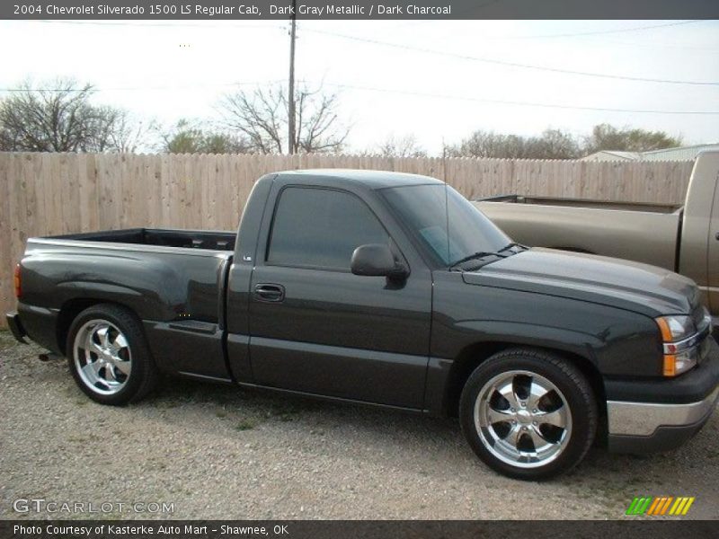 Dark Gray Metallic / Dark Charcoal 2004 Chevrolet Silverado 1500 LS Regular Cab