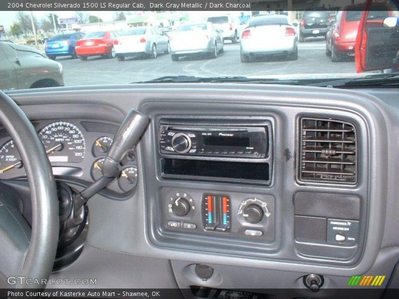 Dark Gray Metallic / Dark Charcoal 2004 Chevrolet Silverado 1500 LS Regular Cab