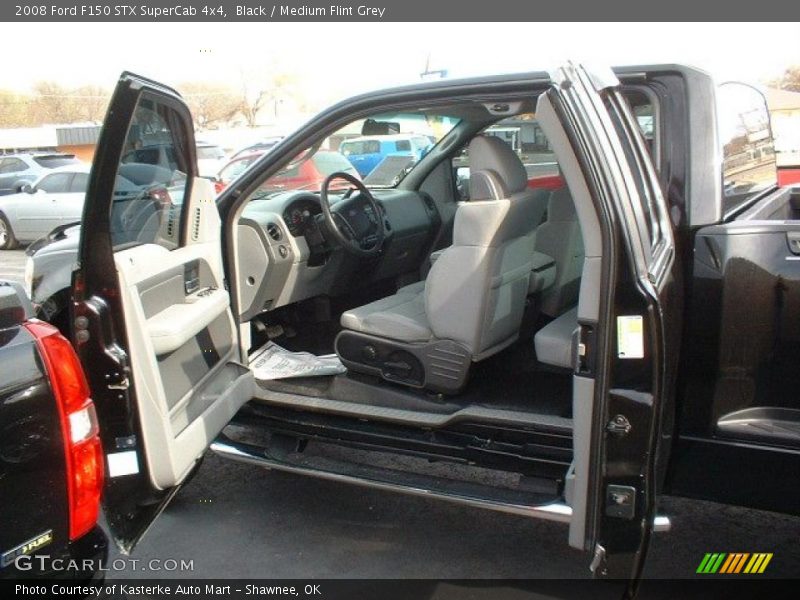Black / Medium Flint Grey 2008 Ford F150 STX SuperCab 4x4