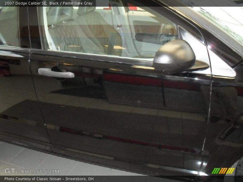 Black / Pastel Slate Gray 2007 Dodge Caliber SE