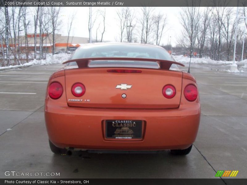 Sunburst Orange Metallic / Gray 2006 Chevrolet Cobalt LS Coupe