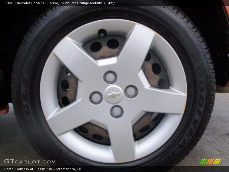 Sunburst Orange Metallic / Gray 2006 Chevrolet Cobalt LS Coupe