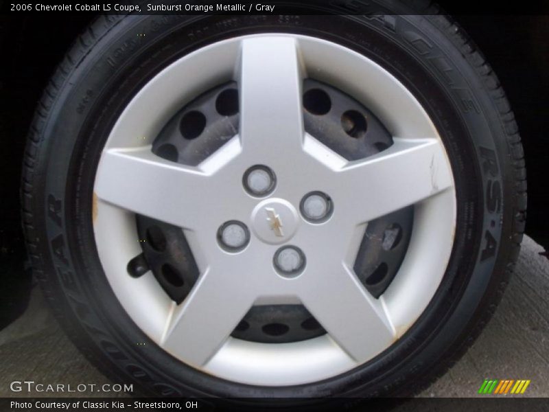 Sunburst Orange Metallic / Gray 2006 Chevrolet Cobalt LS Coupe