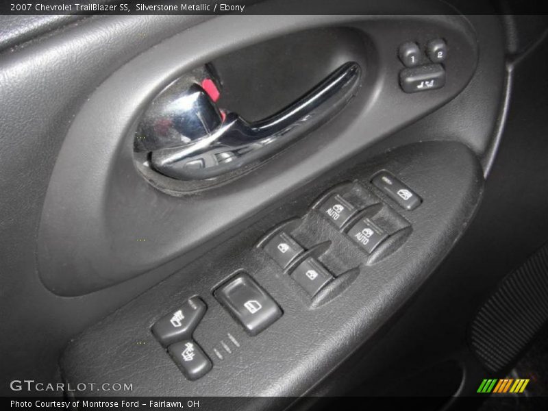 Controls of 2007 TrailBlazer SS