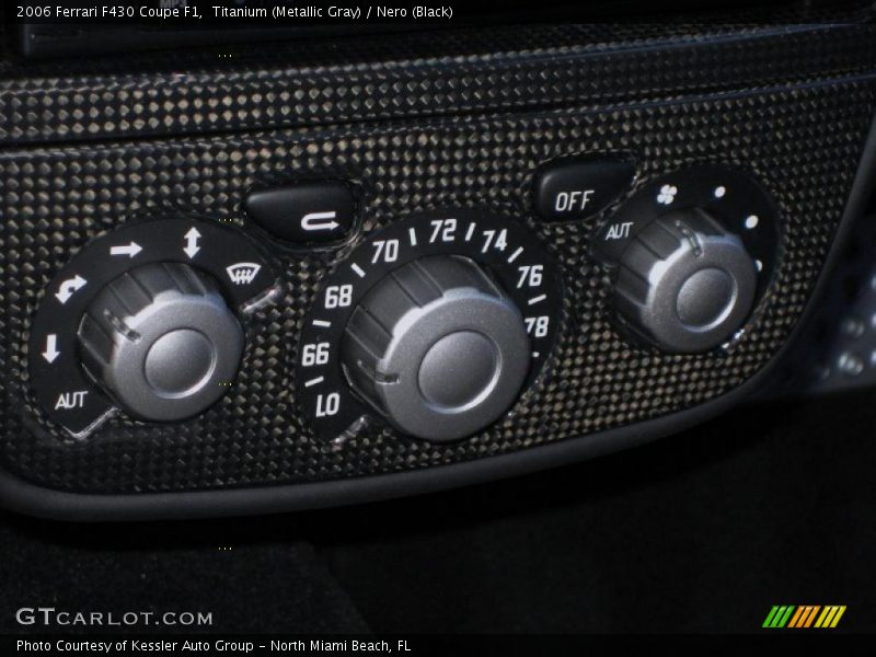 Controls of 2006 F430 Coupe F1