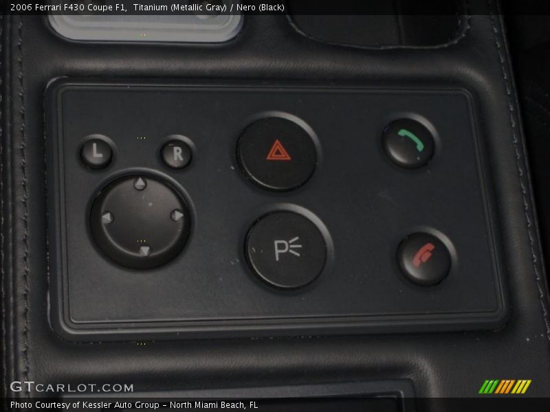 Controls of 2006 F430 Coupe F1