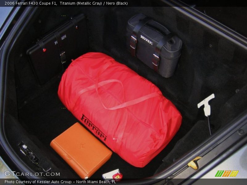  2006 F430 Coupe F1 Trunk