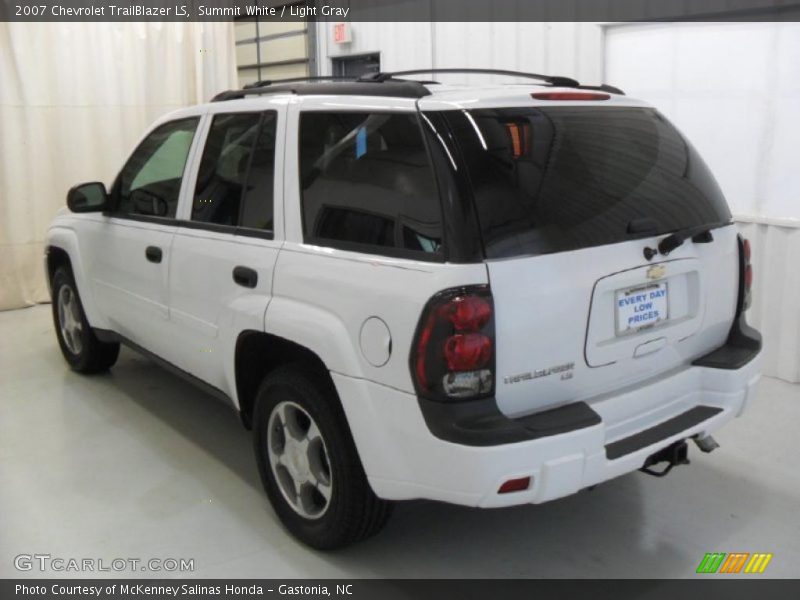Summit White / Light Gray 2007 Chevrolet TrailBlazer LS