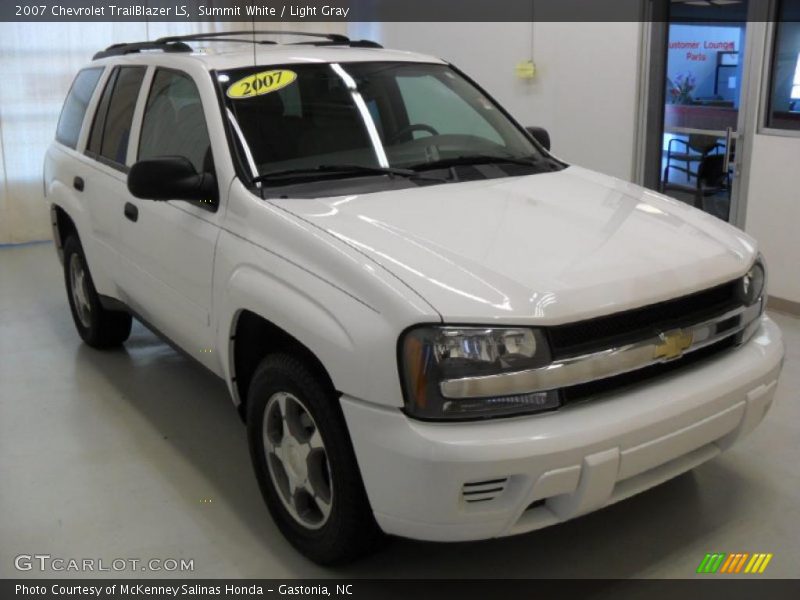 Summit White / Light Gray 2007 Chevrolet TrailBlazer LS