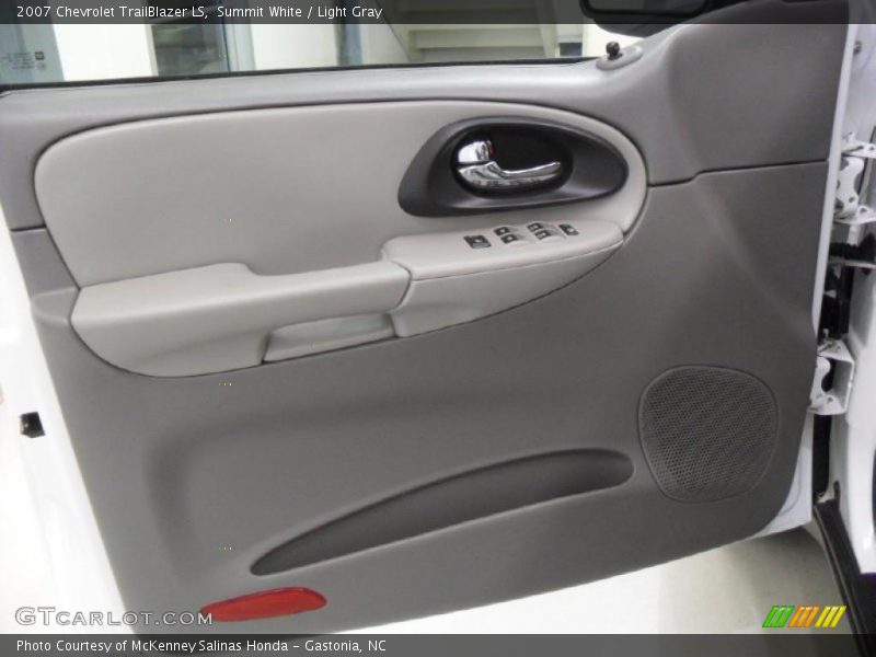Summit White / Light Gray 2007 Chevrolet TrailBlazer LS
