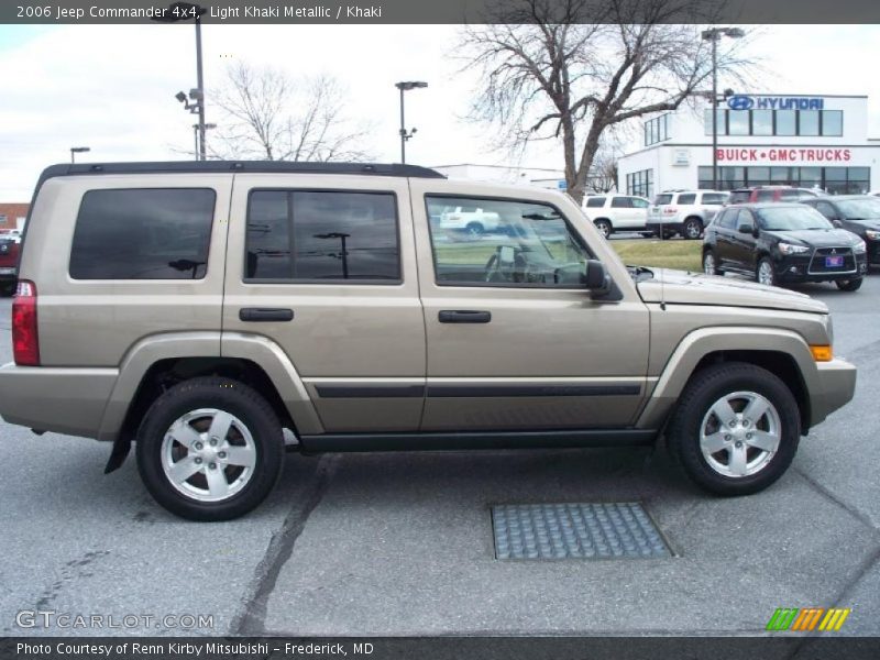 Light Khaki Metallic / Khaki 2006 Jeep Commander 4x4