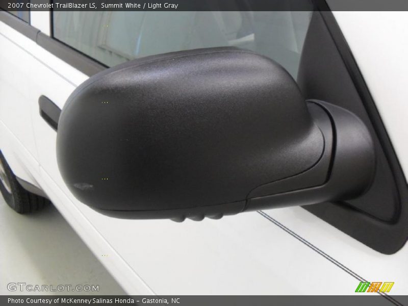 Summit White / Light Gray 2007 Chevrolet TrailBlazer LS
