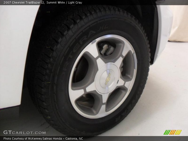 Summit White / Light Gray 2007 Chevrolet TrailBlazer LS