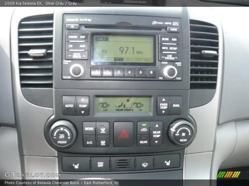 Controls of 2009 Sedona EX