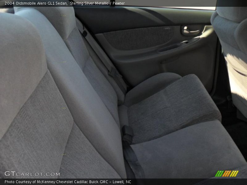 Sterling Silver Metallic / Pewter 2004 Oldsmobile Alero GL1 Sedan