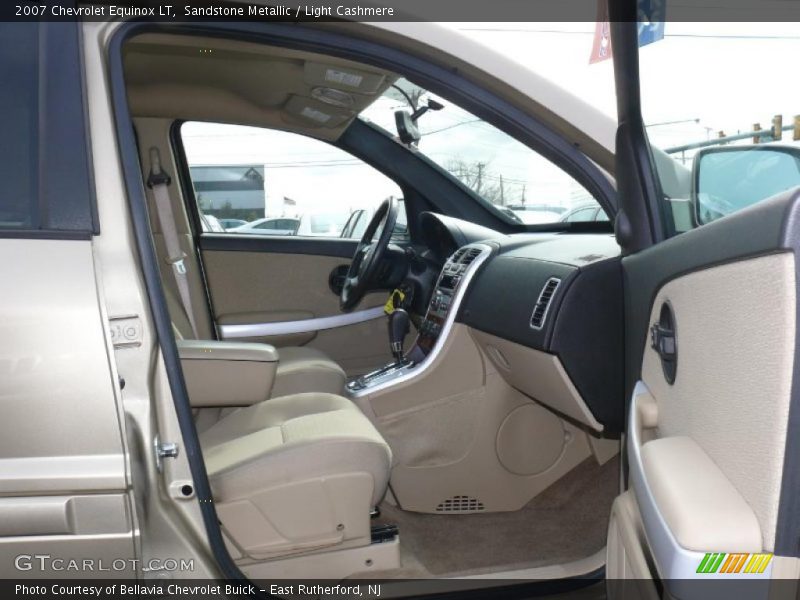 Sandstone Metallic / Light Cashmere 2007 Chevrolet Equinox LT