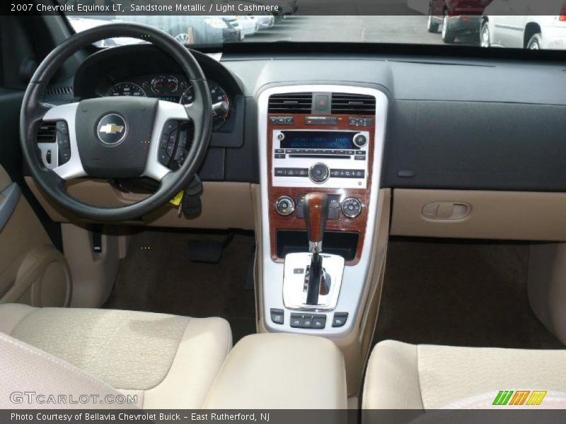 Sandstone Metallic / Light Cashmere 2007 Chevrolet Equinox LT