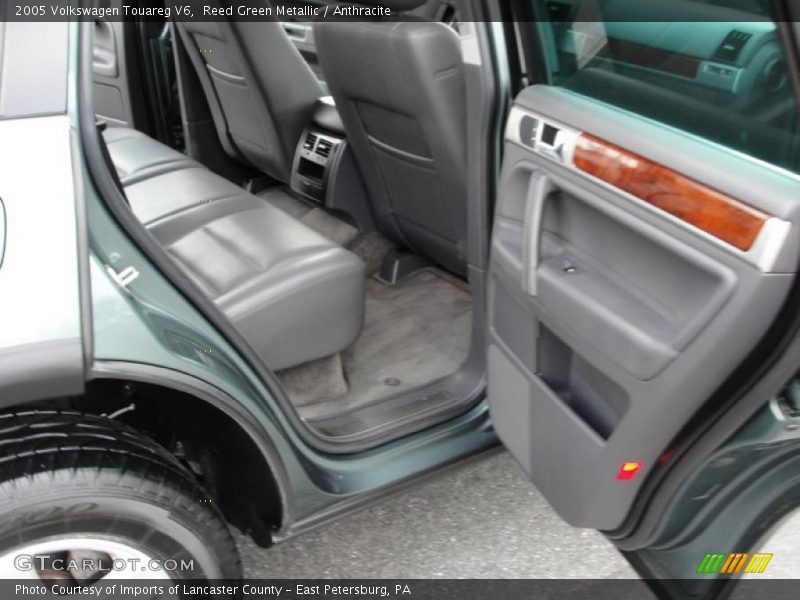 Reed Green Metallic / Anthracite 2005 Volkswagen Touareg V6