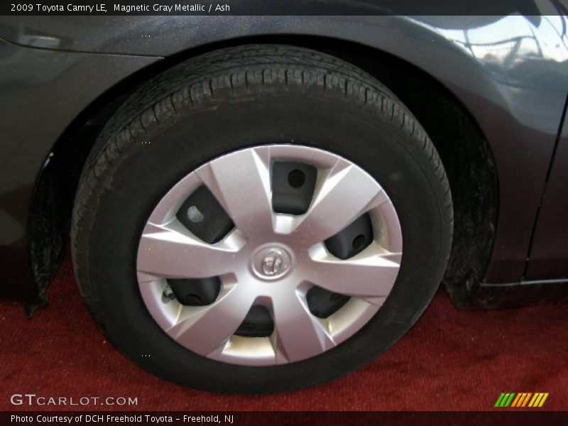 Magnetic Gray Metallic / Ash 2009 Toyota Camry LE