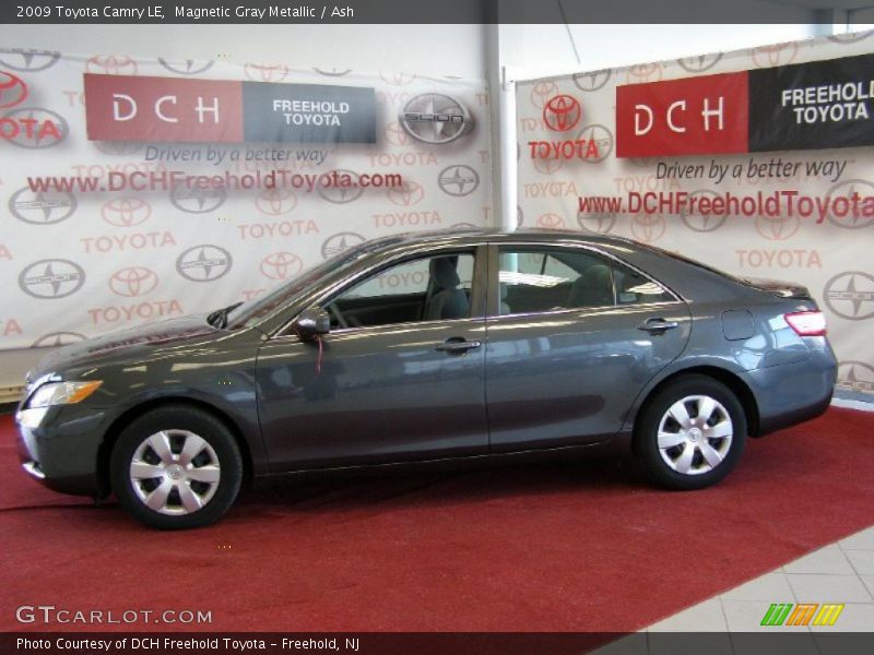 Magnetic Gray Metallic / Ash 2009 Toyota Camry LE