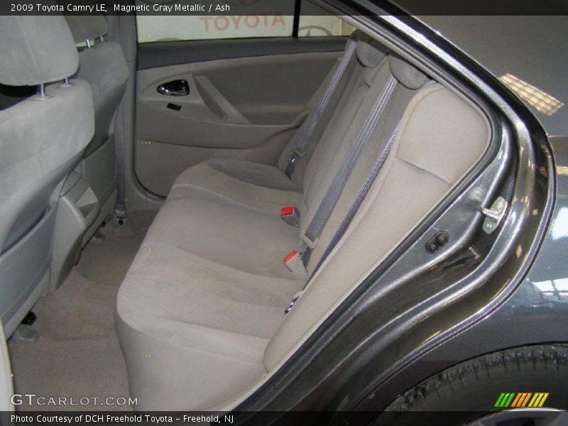 Magnetic Gray Metallic / Ash 2009 Toyota Camry LE