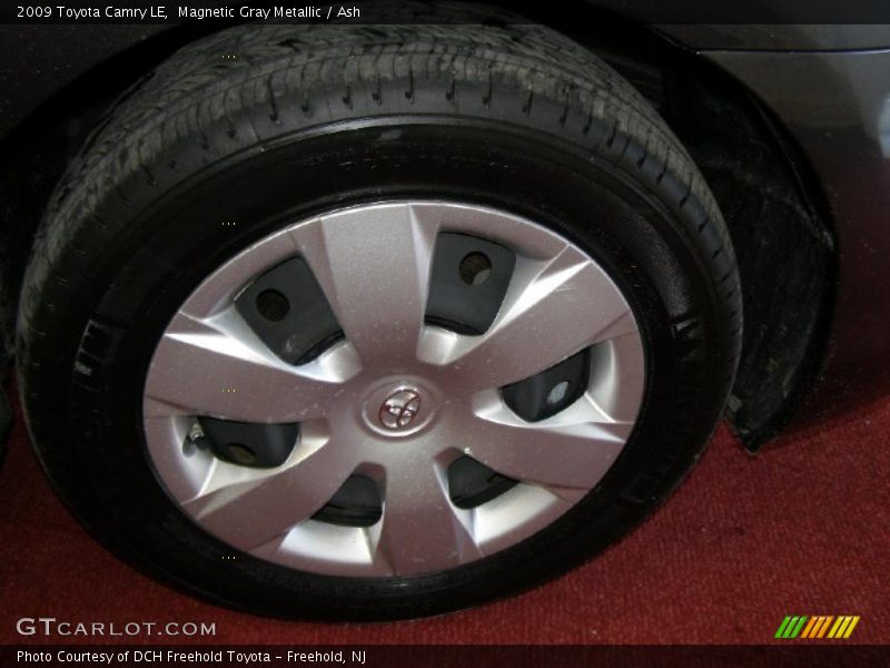 Magnetic Gray Metallic / Ash 2009 Toyota Camry LE