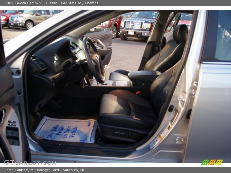 Classic Silver Metallic / Charcoal 2009 Toyota Camry SE