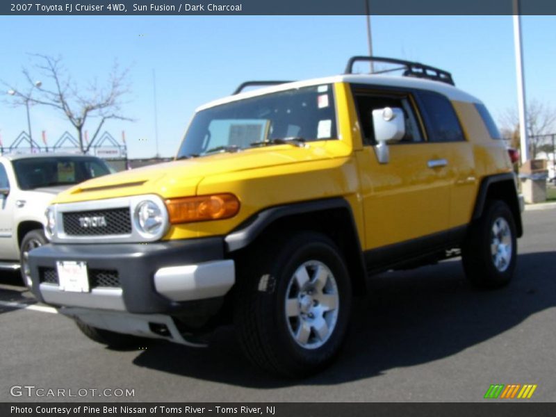 Sun Fusion / Dark Charcoal 2007 Toyota FJ Cruiser 4WD