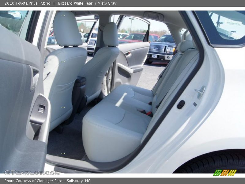 Blizzard White Pearl / Misty Gray 2010 Toyota Prius Hybrid III