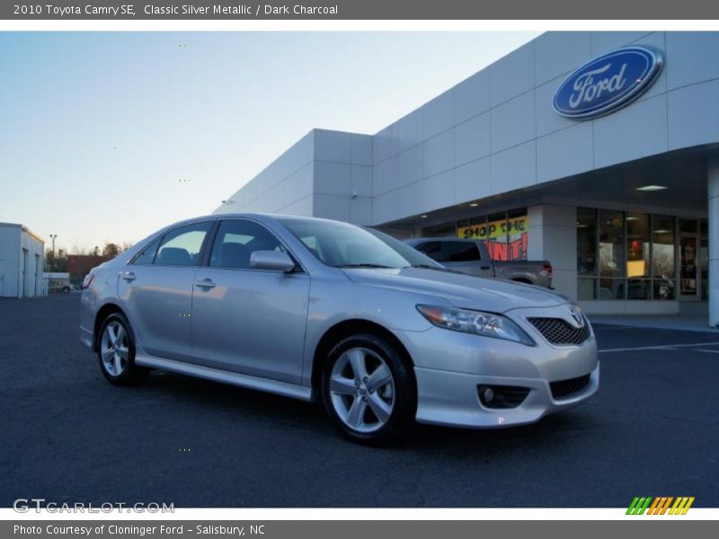Classic Silver Metallic / Dark Charcoal 2010 Toyota Camry SE