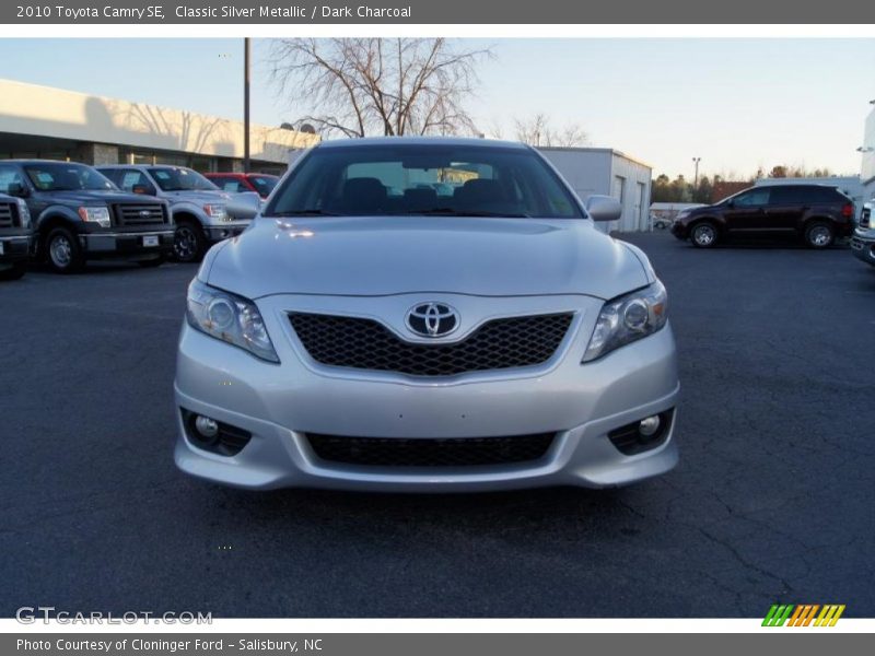 Classic Silver Metallic / Dark Charcoal 2010 Toyota Camry SE