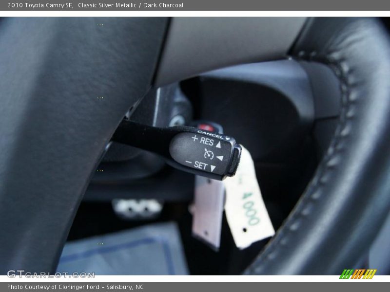 Classic Silver Metallic / Dark Charcoal 2010 Toyota Camry SE