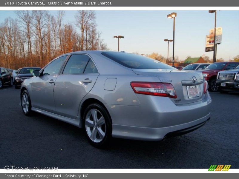 Classic Silver Metallic / Dark Charcoal 2010 Toyota Camry SE