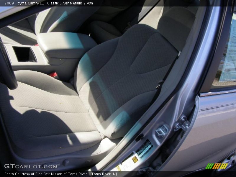 Classic Silver Metallic / Ash 2009 Toyota Camry LE