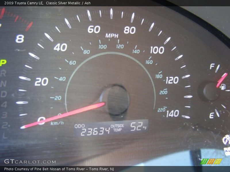 Classic Silver Metallic / Ash 2009 Toyota Camry LE