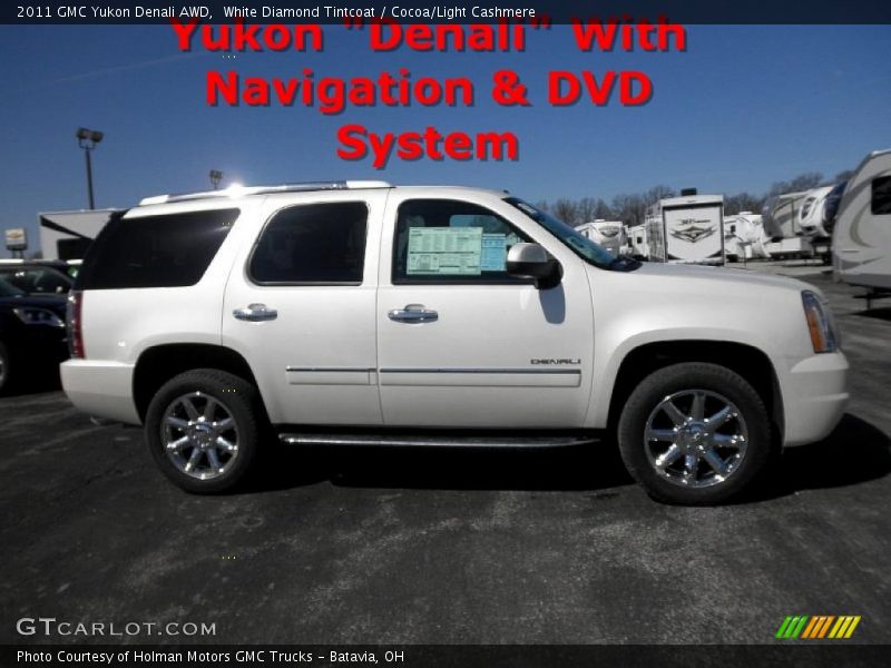 White Diamond Tintcoat / Cocoa/Light Cashmere 2011 GMC Yukon Denali AWD