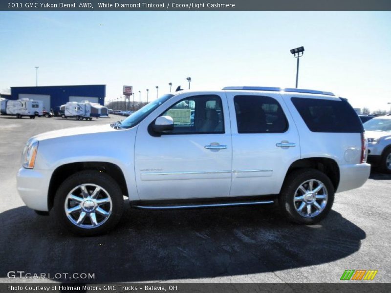 White Diamond Tintcoat / Cocoa/Light Cashmere 2011 GMC Yukon Denali AWD