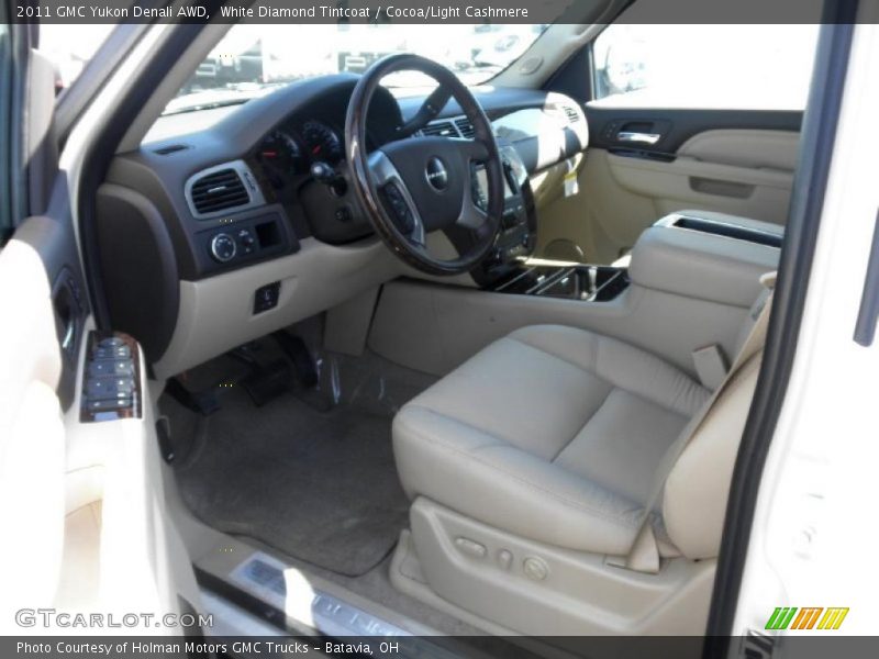 White Diamond Tintcoat / Cocoa/Light Cashmere 2011 GMC Yukon Denali AWD