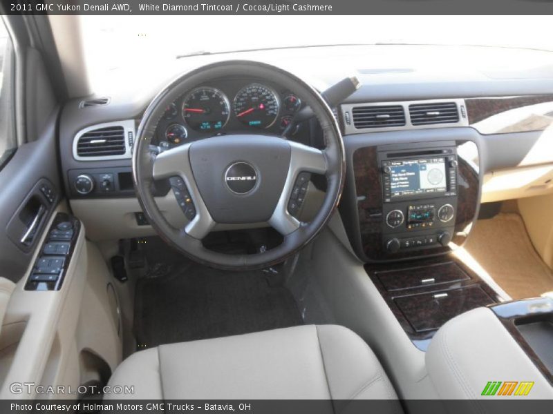 White Diamond Tintcoat / Cocoa/Light Cashmere 2011 GMC Yukon Denali AWD