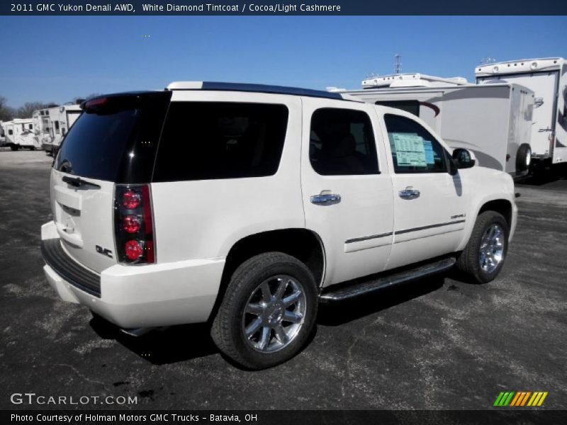 White Diamond Tintcoat / Cocoa/Light Cashmere 2011 GMC Yukon Denali AWD