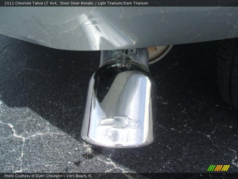 Sheer Silver Metallic / Light Titanium/Dark Titanium 2011 Chevrolet Tahoe LT 4x4